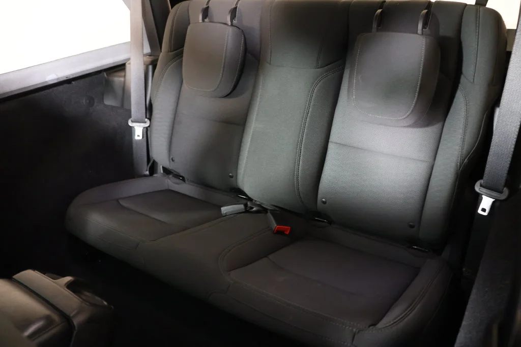 Used 2020 Black Clearcoat Jeep Sport S image 19