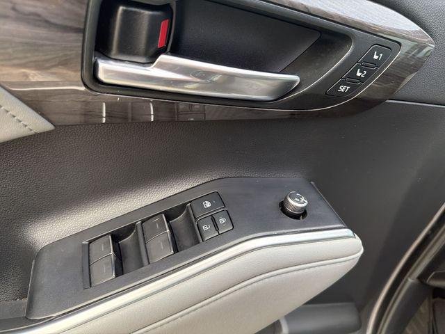 Certified Used 2021 MAGNETIC GRAY MET. Toyota  image 10