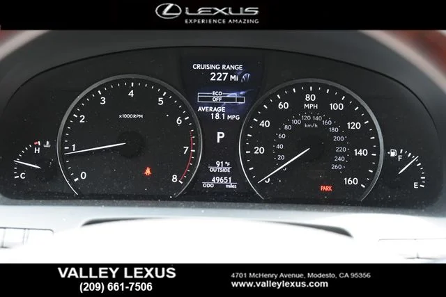 Used 2015 White Lexus 460 image 11