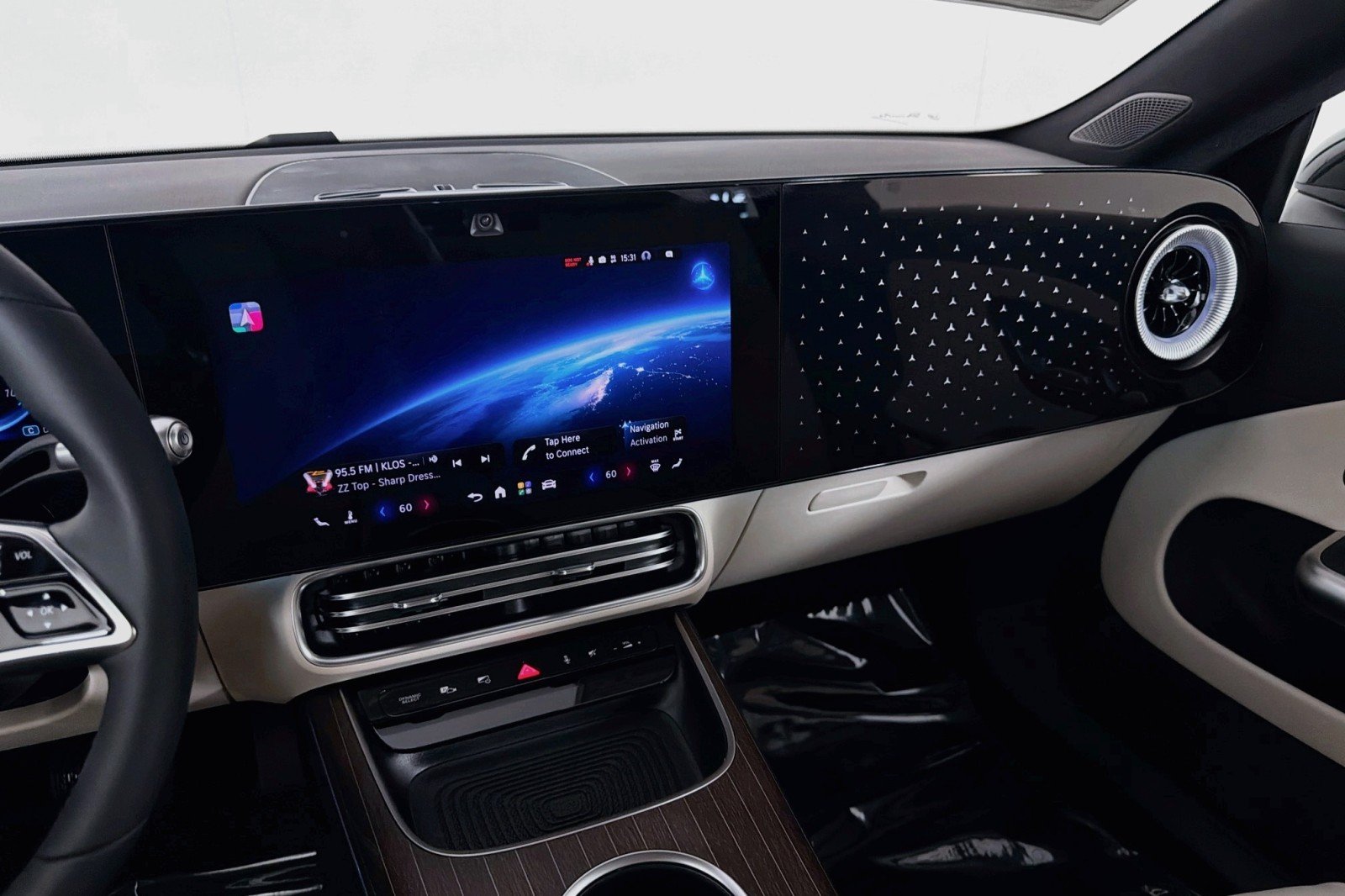 New 2027 Polar White Mercedes-Benz CLA 250+ Electric RWD image 21
