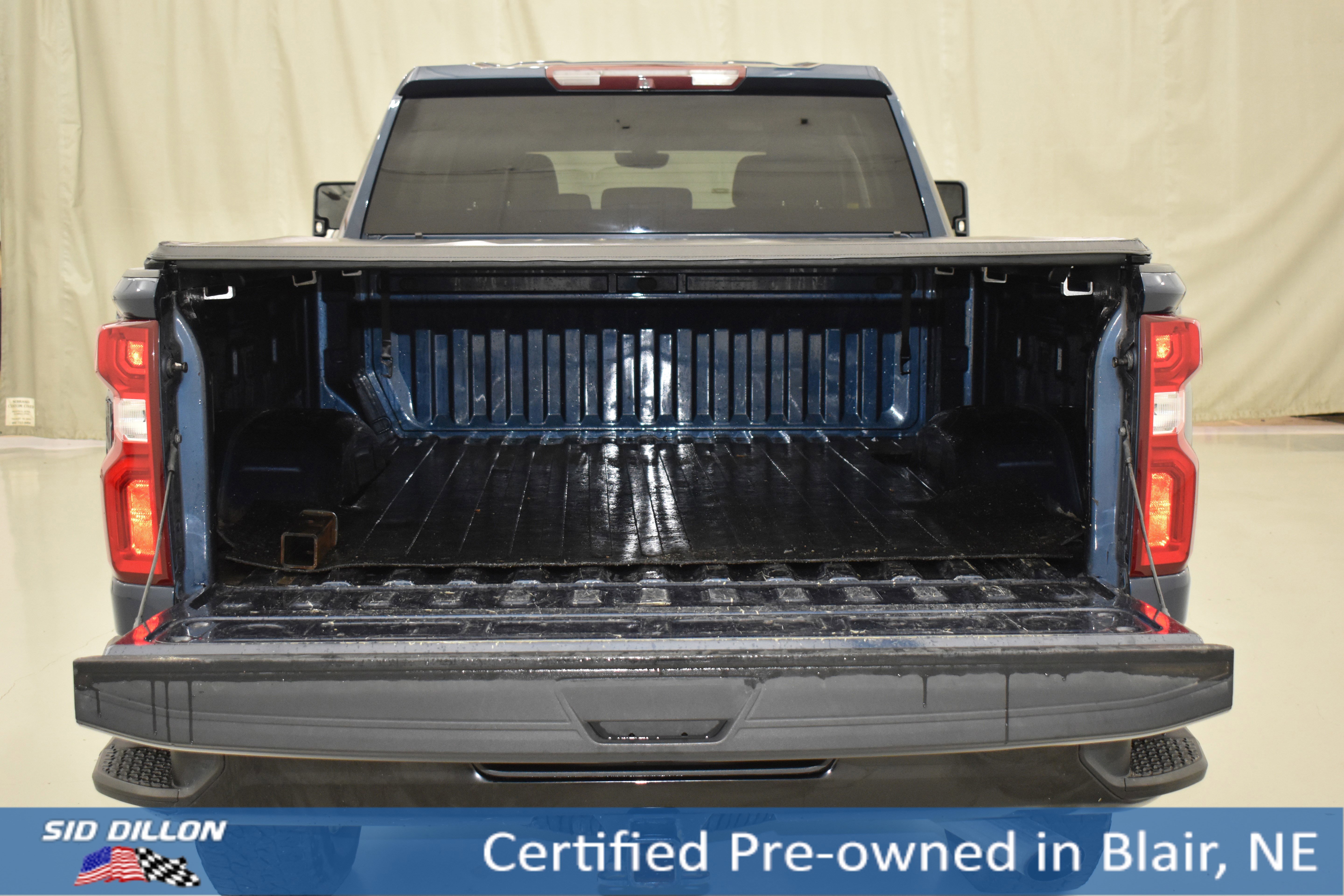 Used 2021 Northsky Blue Metallic Chevrolet Custom image 10