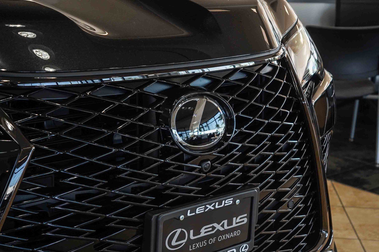 2026 Lexus LX 700h F-Sport - Photo 9