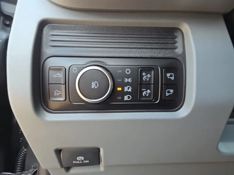 New 2026 Carbonized Gray Metallic Ford F-250® XLT image 30