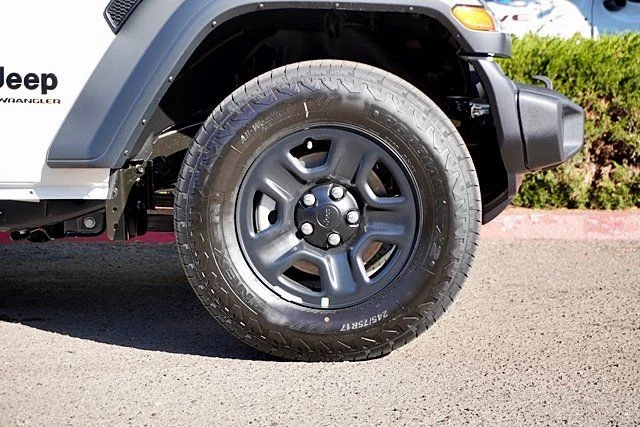 New 2026 Bright White Clear-Coat Exterior Paint Jeep Sport image 7