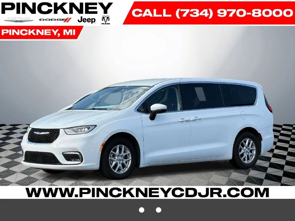 2023 Chrysler Pacifica Touring L