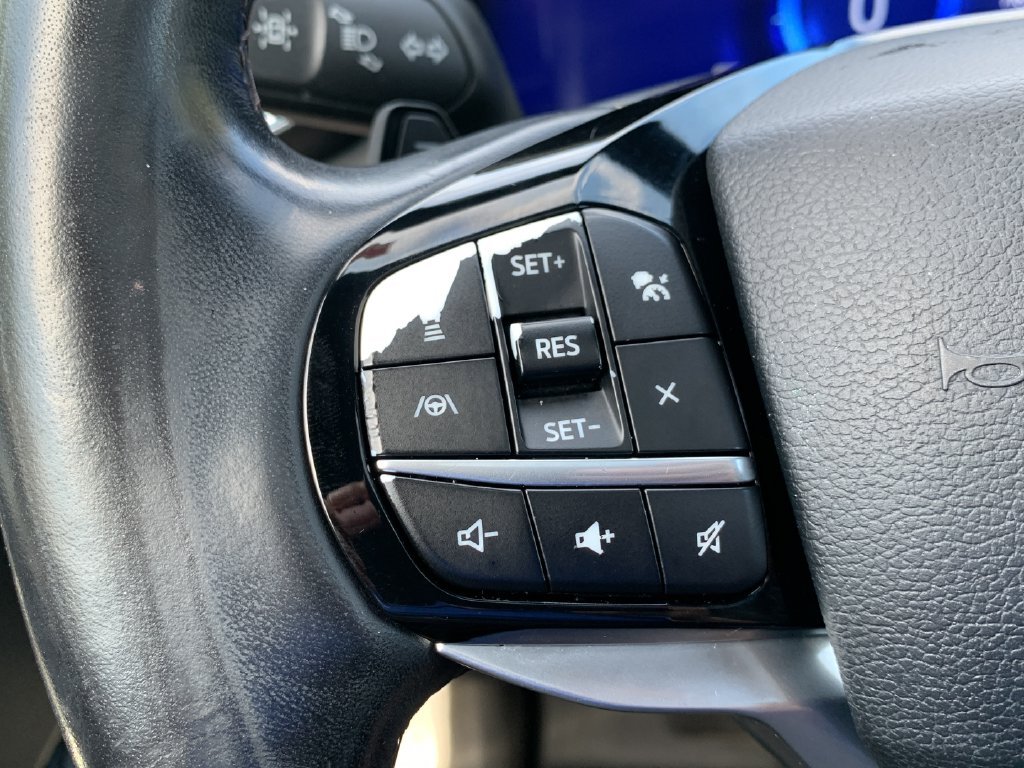 2021 Ford Explorer Platinum - Photo 22