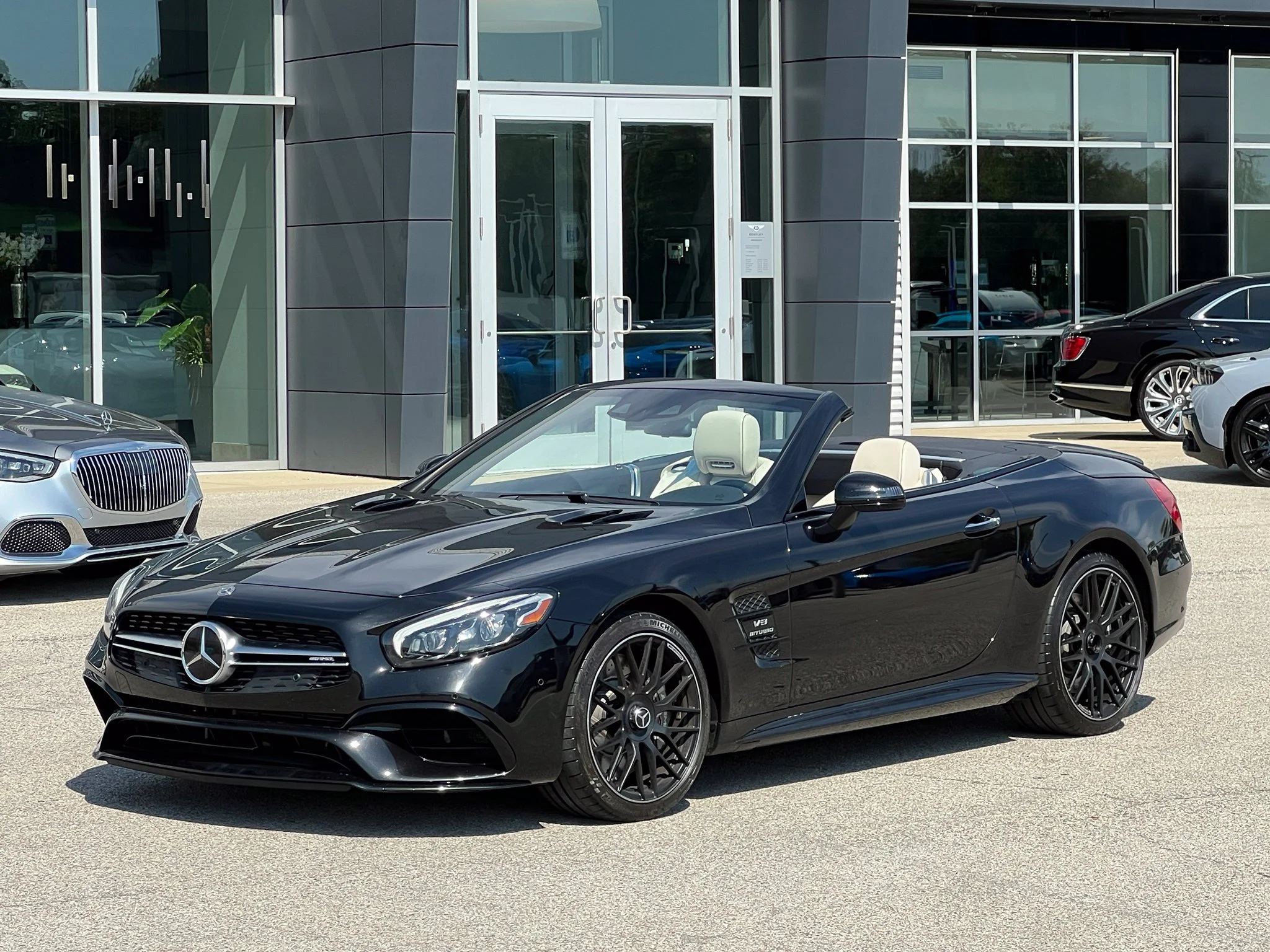 Used 2018  Mercedes-Benz SL 63 AMG® image 1