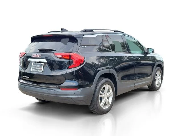 Used 2019 EBONY TWILIGHT METALLIC GMC SLE image 4