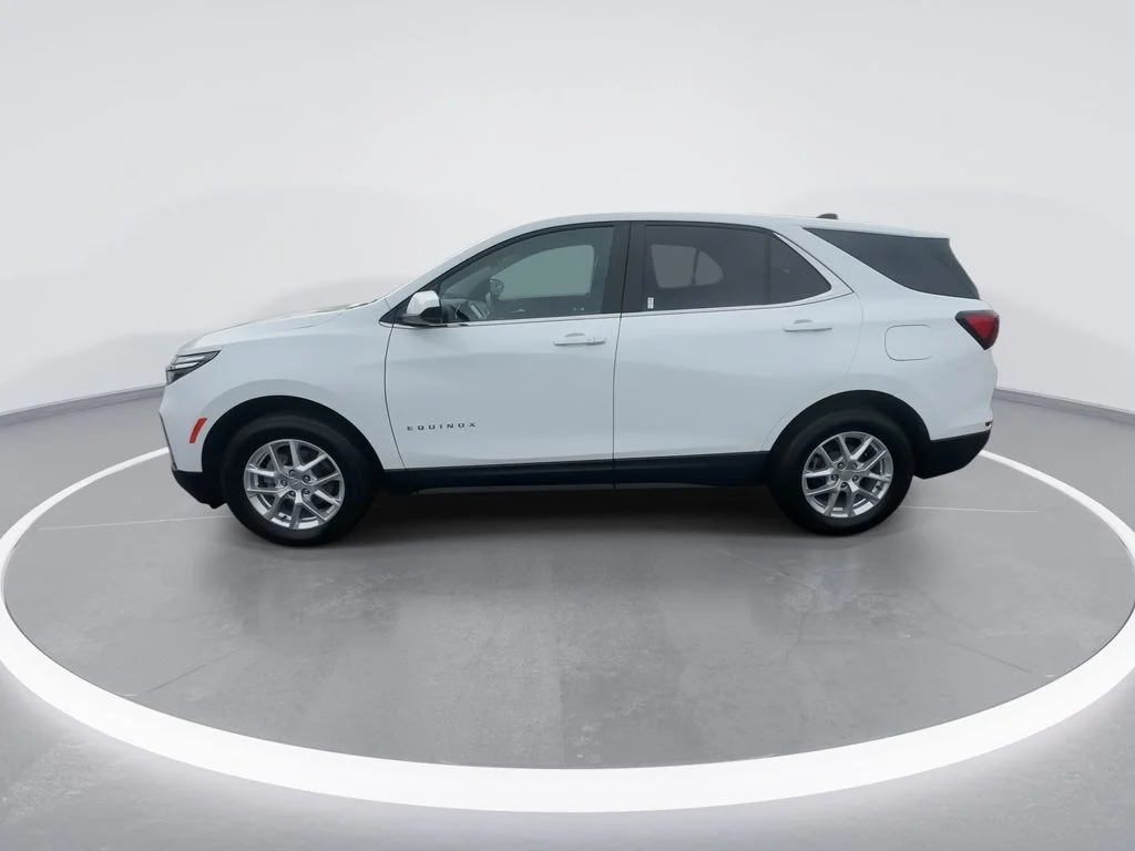 Used 2024 White Chevrolet LT image 5