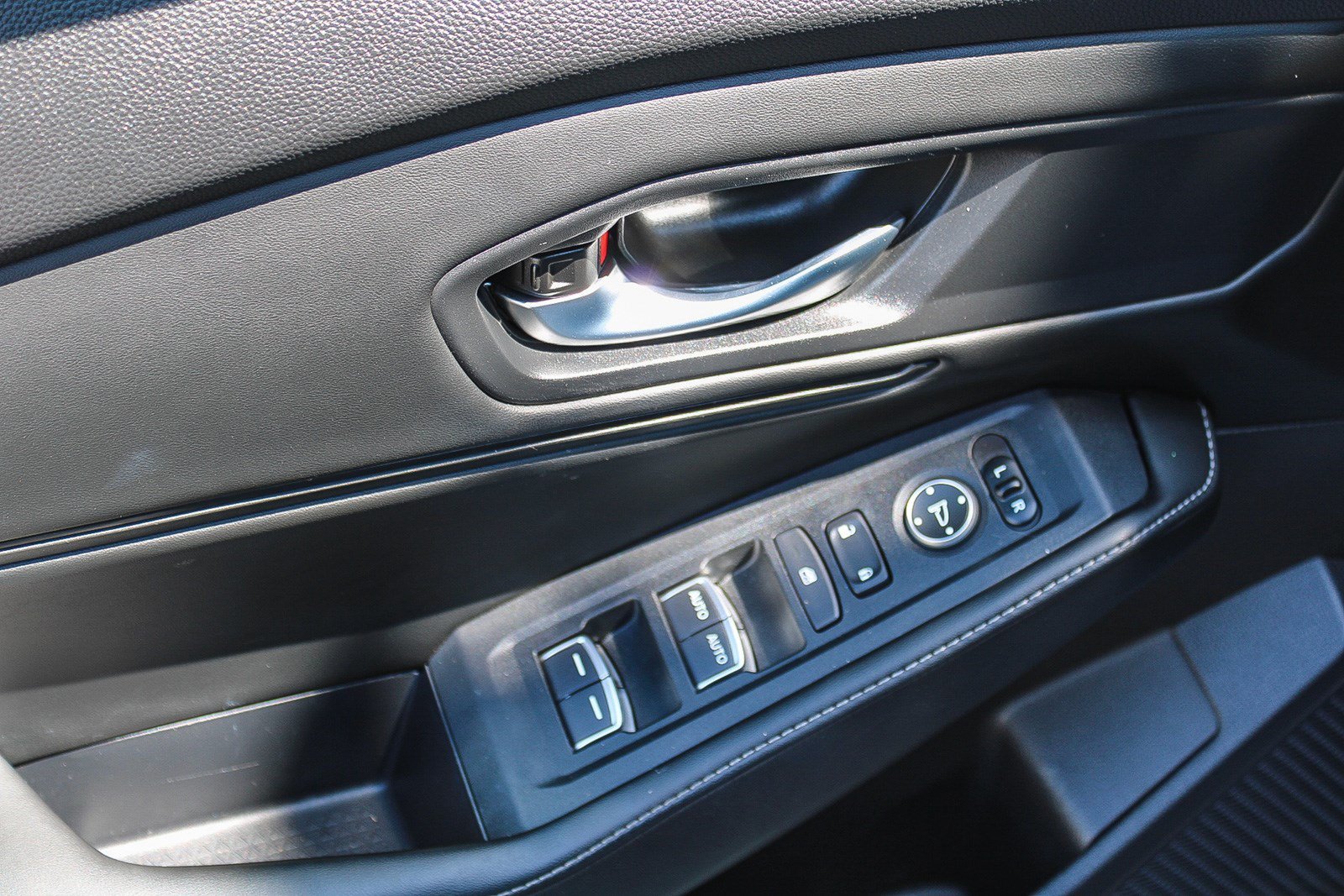 2023 Honda Accord Hybrid Sport - Photo 21