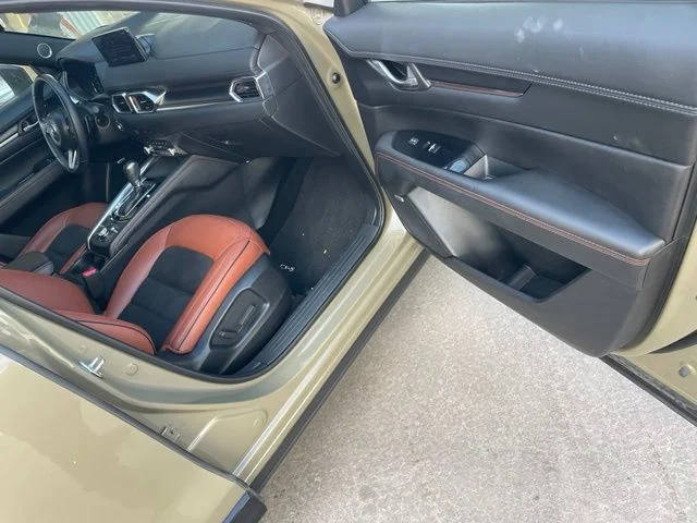 Certified Used 2024  Mazda 2.5 Carbon Turbo image 21