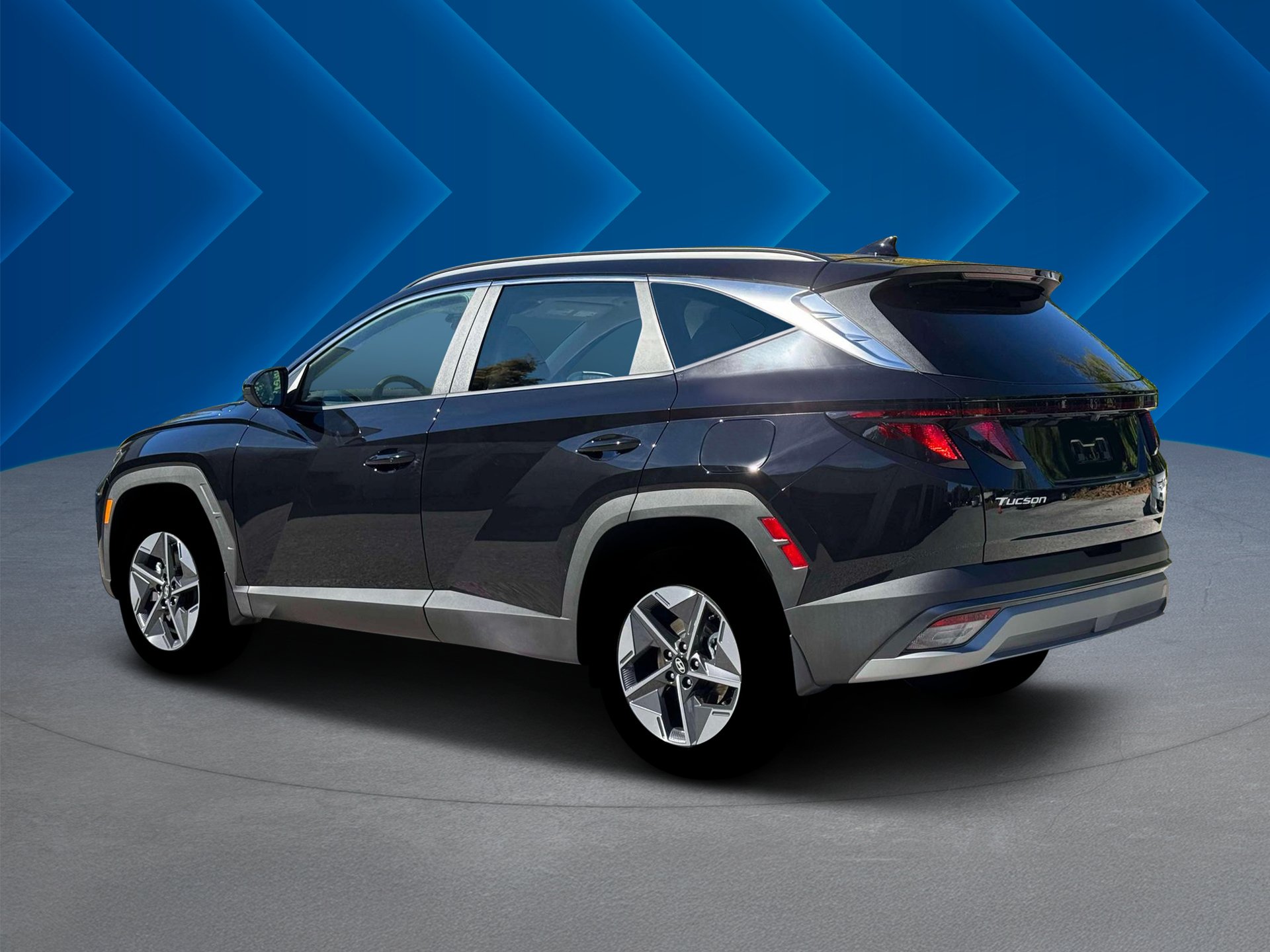 New 2026 Ash Black Hyundai SEL AWD image 4