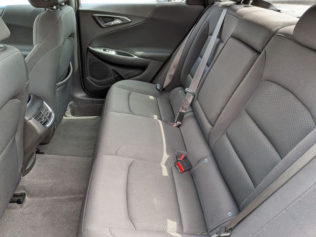 Used 2025 White Chevrolet LT image 36