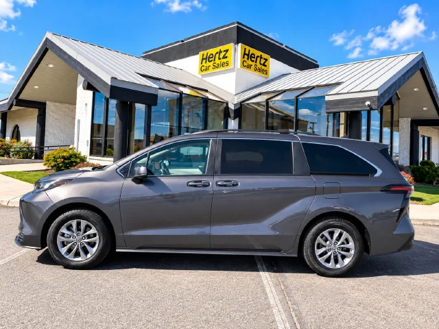 2025 Toyota Sienna