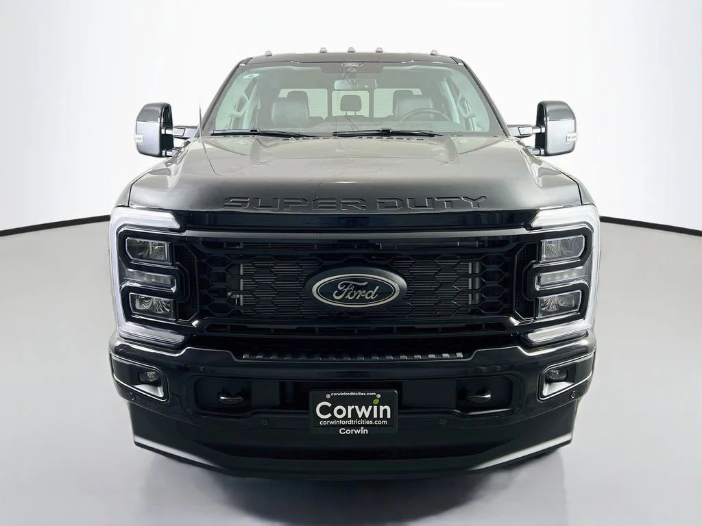 New 2026 Agate Black Metallic Ford Lariat image 4