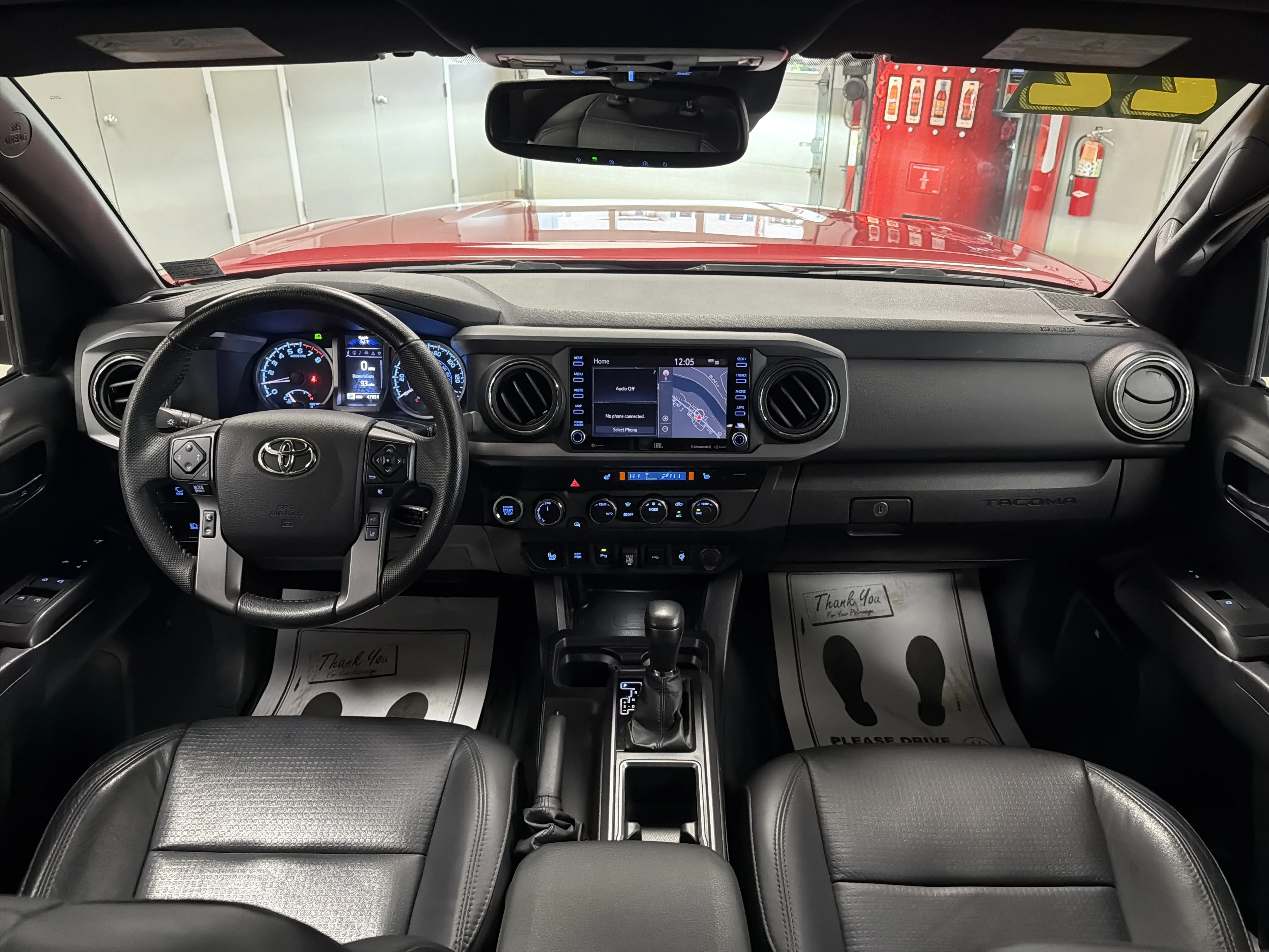 Used 2022 Barcelona Red Metallic Toyota  image 13