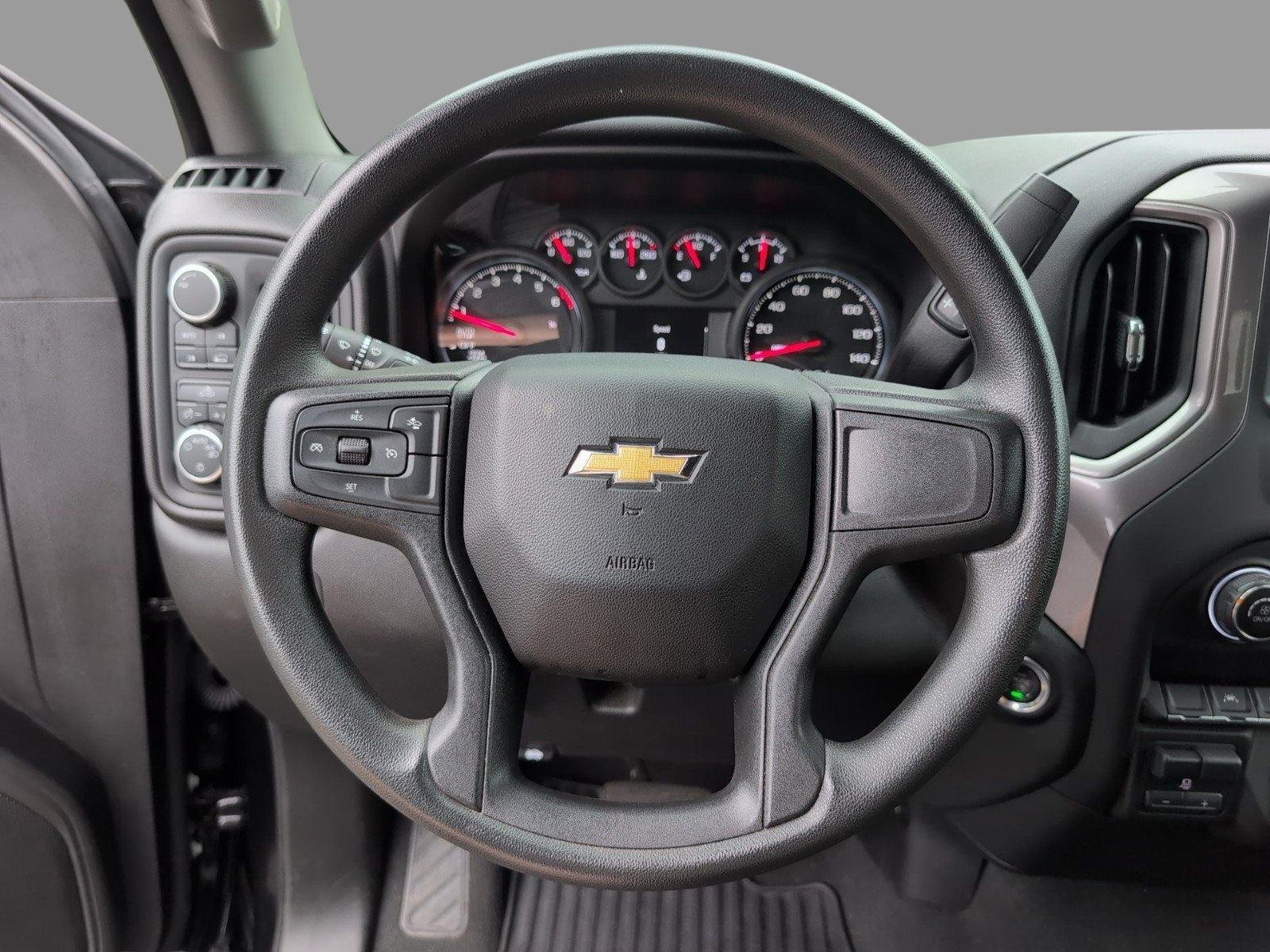 Used 2025 Black Chevrolet Custom image 28