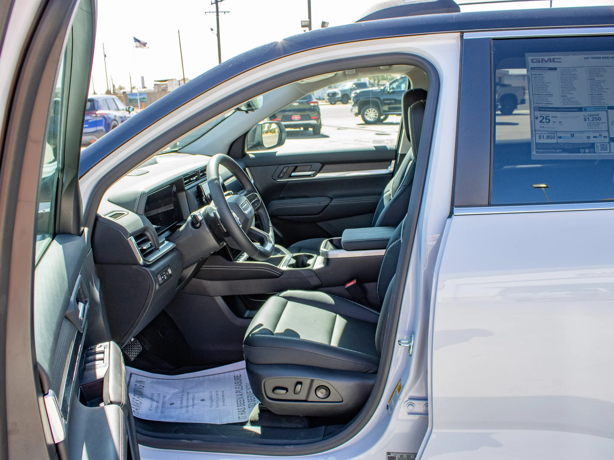 2027 GMC Terrain Denali - Photo 27