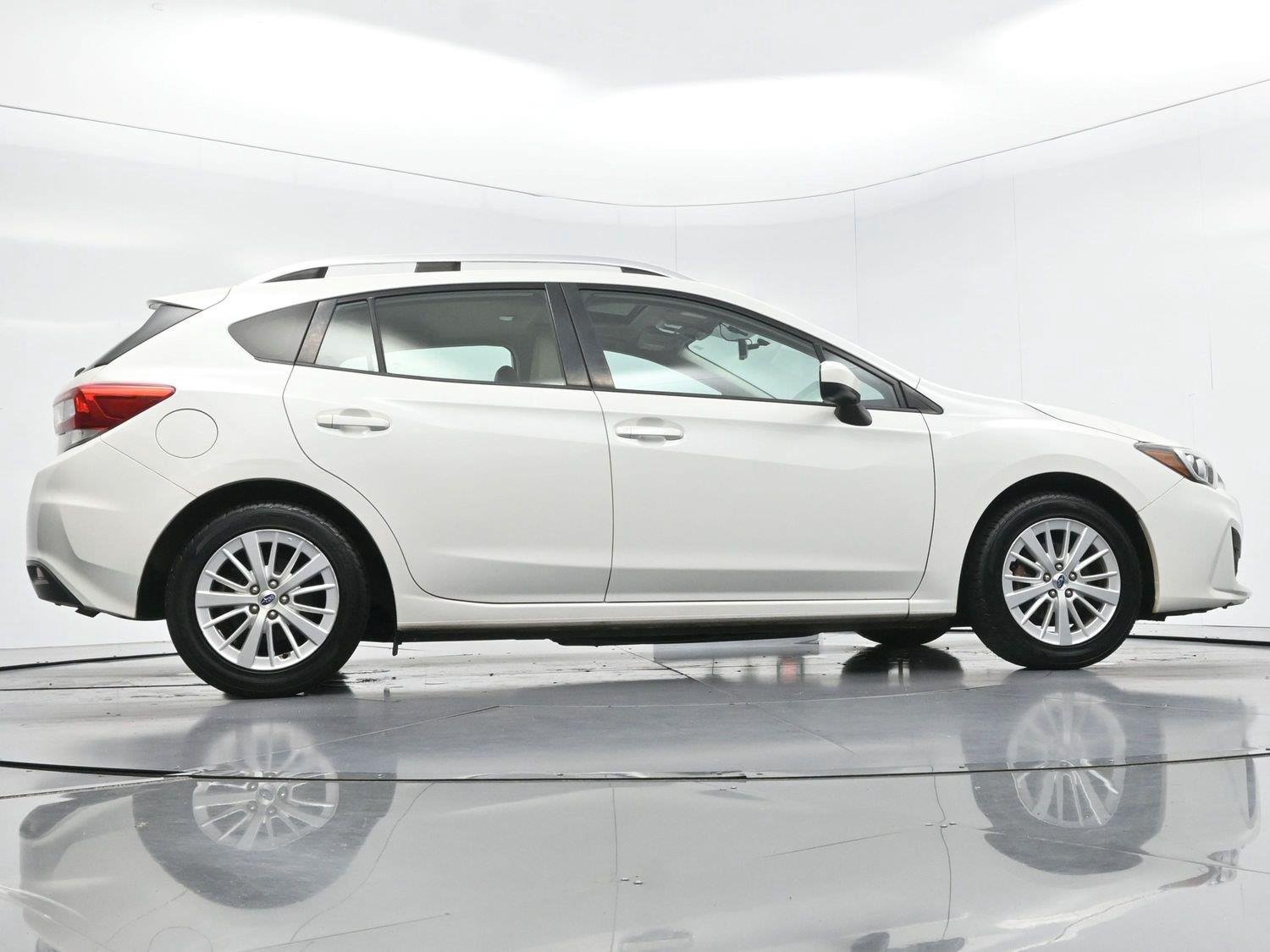 Used 2018 Crystal White Pearl Subaru Premium image 44