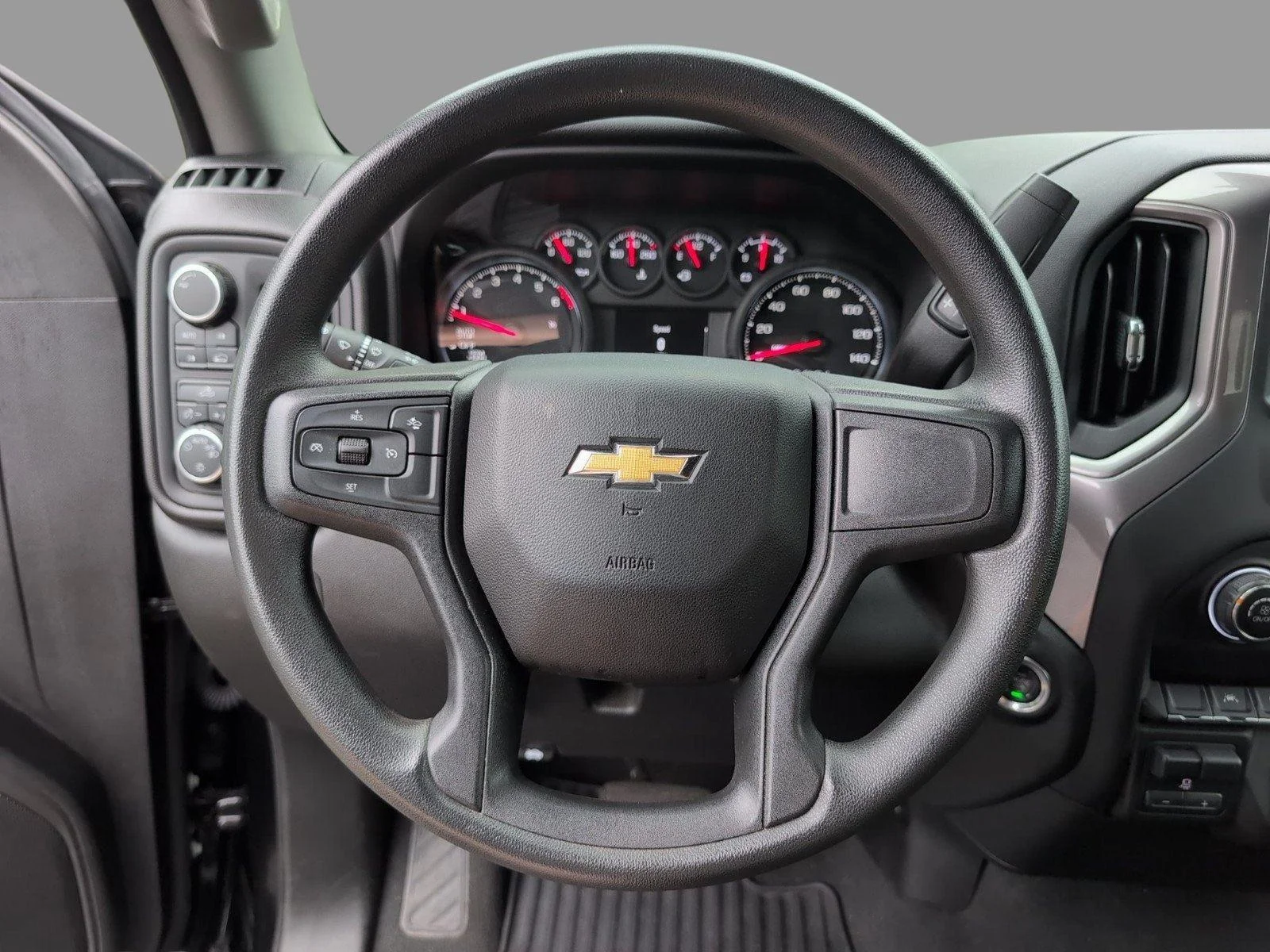 Used 2025 Black Chevrolet Custom image 28