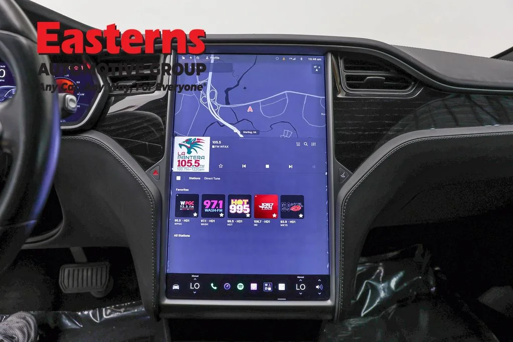 Used 2018 Black Tesla 75D image 11