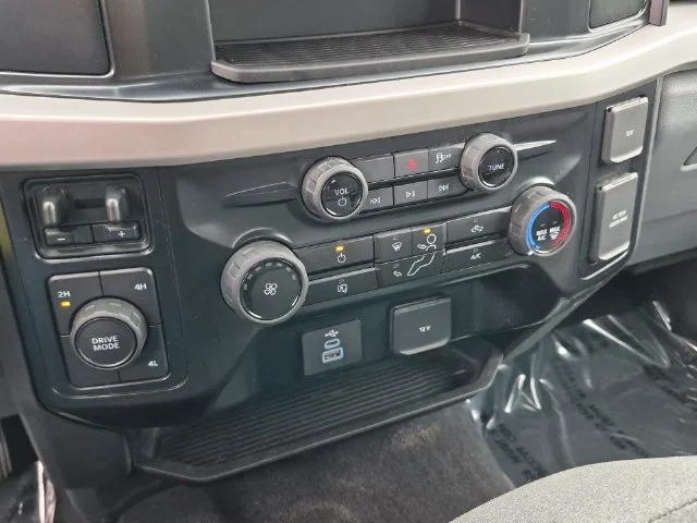 Used 2025 White Ford XLT image 25