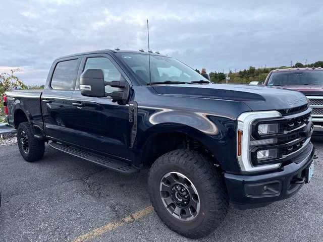 Used 2024 Blue Ford XLT image 2