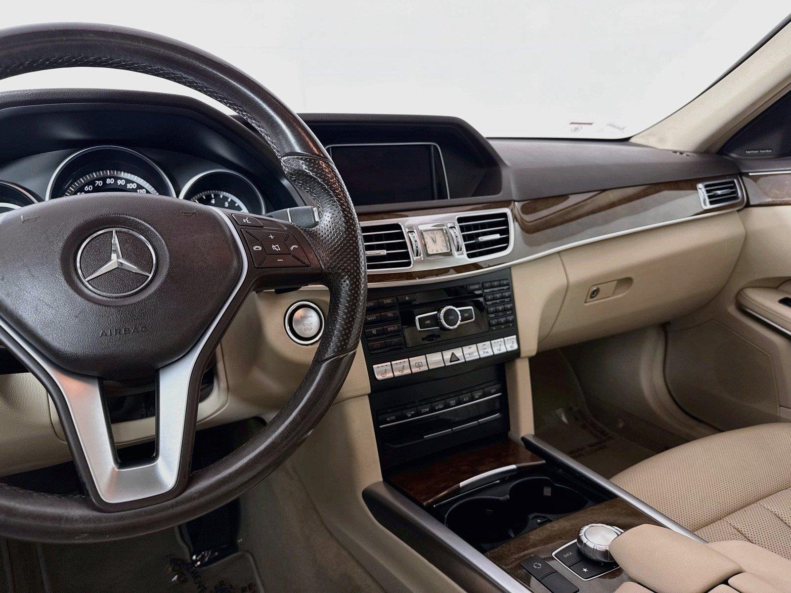 Used 2015 Indigo Blue Metallic Mercedes-Benz E 350 Sport image 34