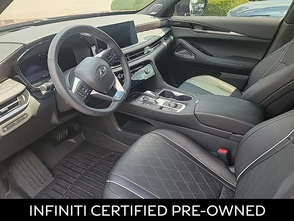 Certified Used 2025 Deep Bordeaux/Blk Obsid INFINITI Autograph image 5