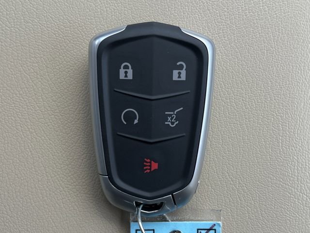 Used 2019 White Cadillac Base image 22