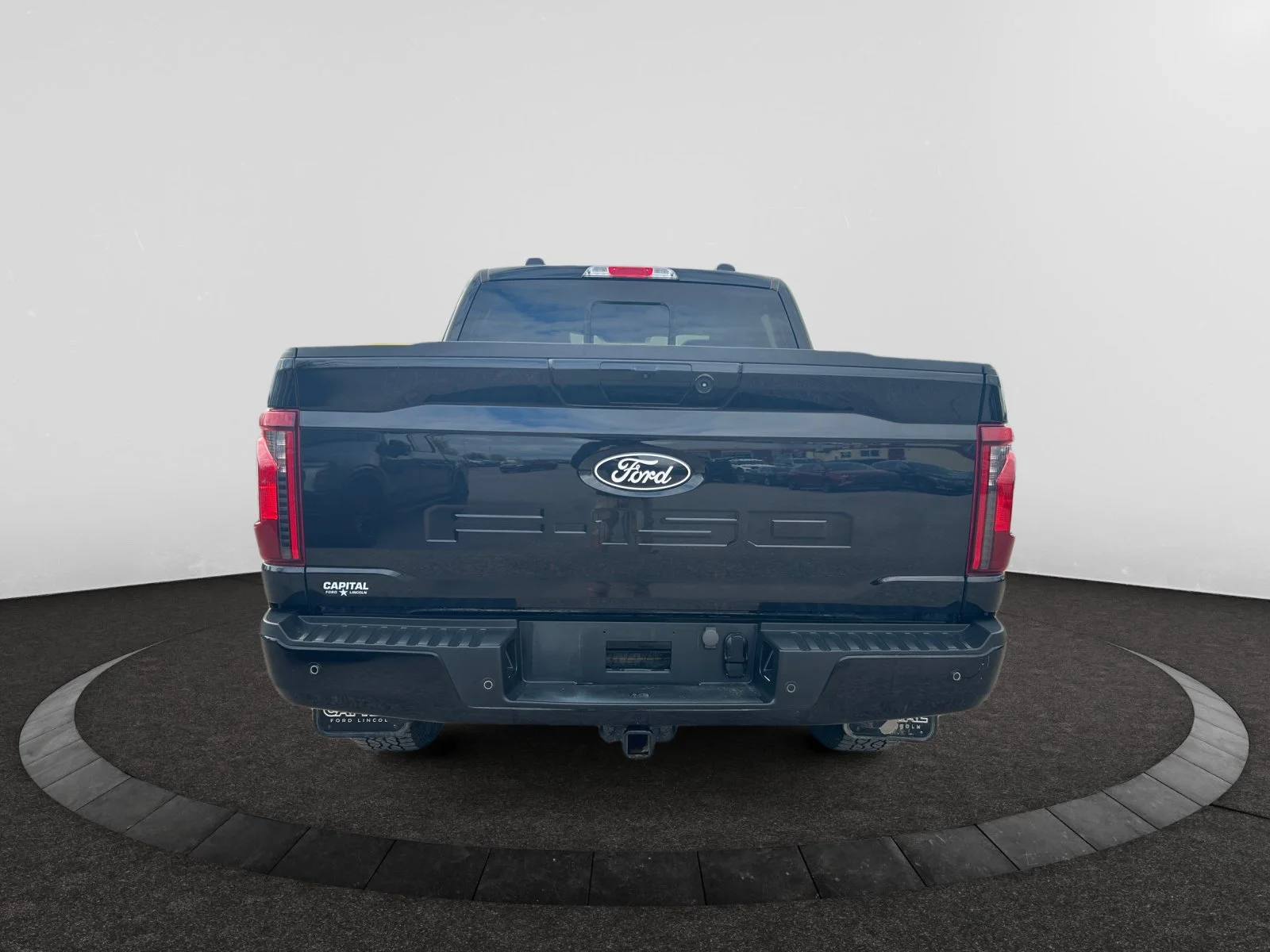 Used 2024 BLACK Ford XLT SuperCrew   EcoBoost™ image 4