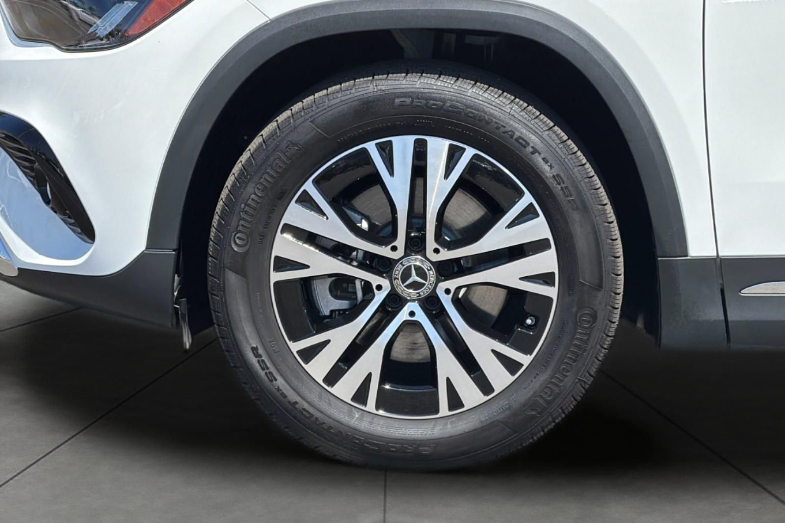 Certified Used 2026 White Mercedes-Benz GLA 250 image 5