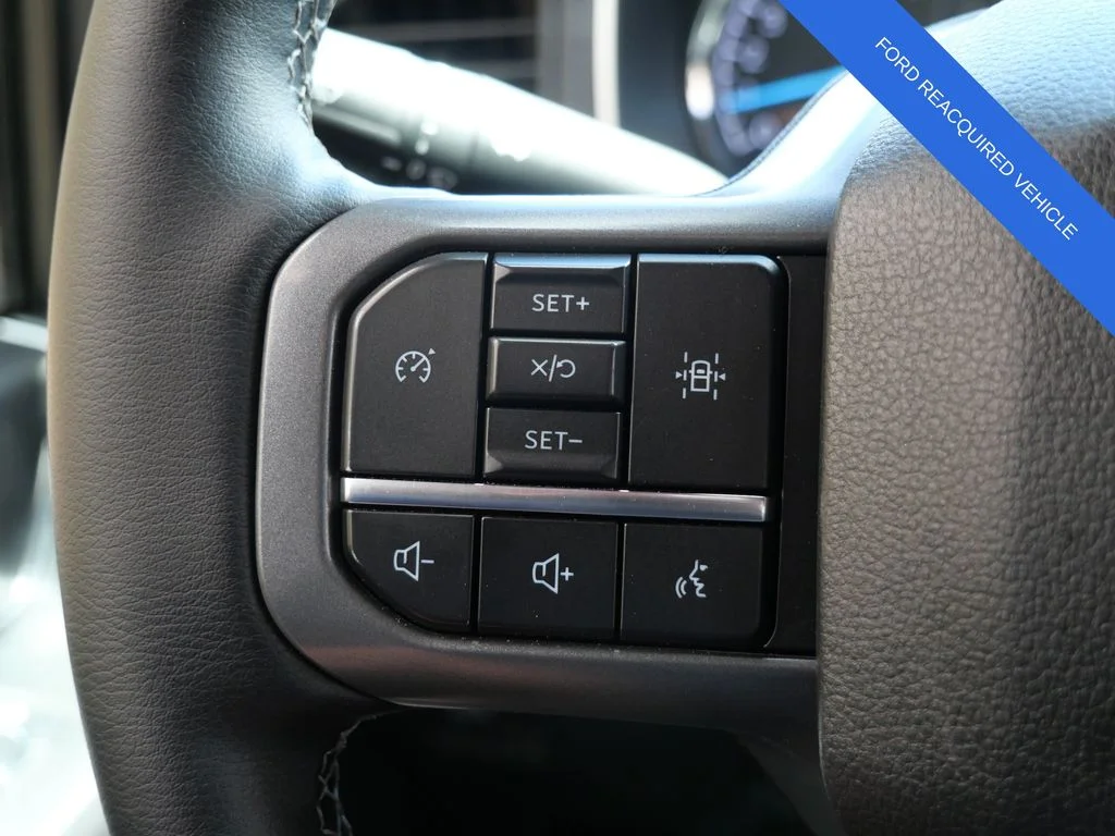 Used 2022 Red Ford XLT image 23