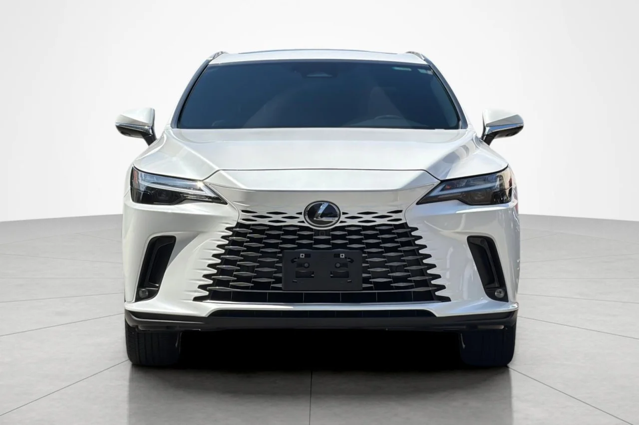 Used 2024  Lexus RX 350 image 8
