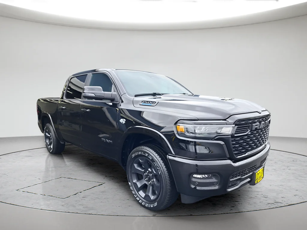 New 2026 Diamond Black Crystal Pearl-Coat Exterior Paint RAM Big Horn/Lone Star image 7