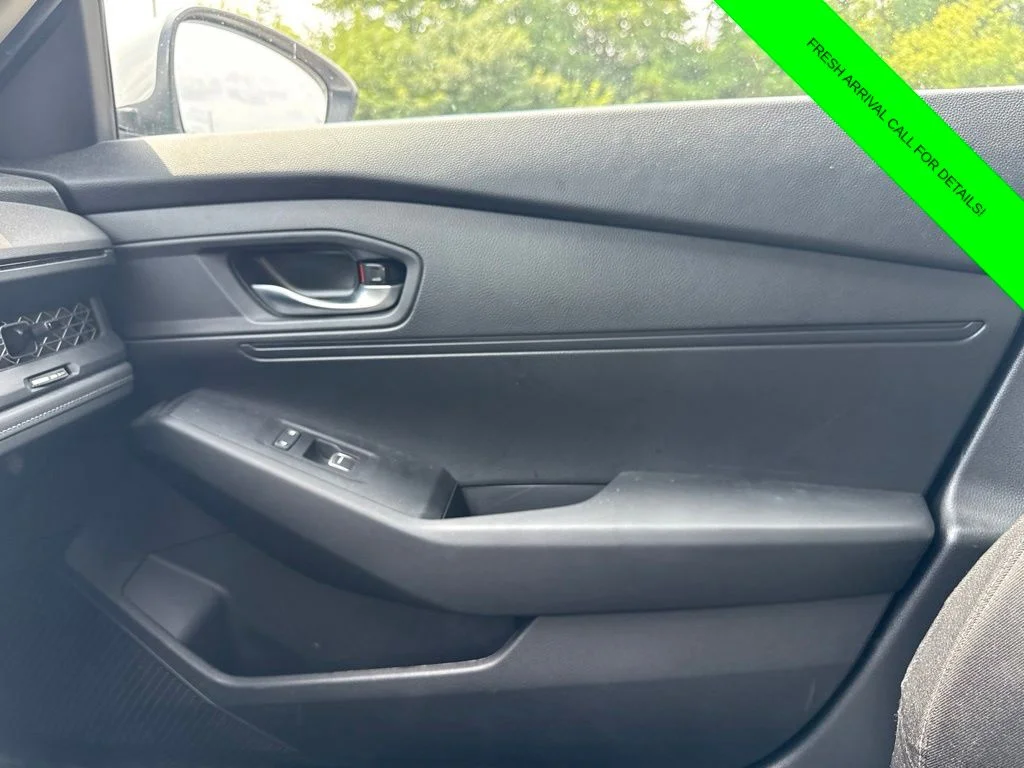 Used 2024  Honda LX image 30