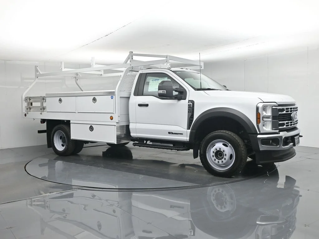 New 2025 Oxford White Ford XL image 6