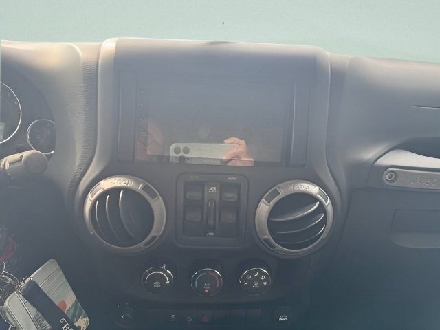 Used 2013 Black Jeep Sport image 22