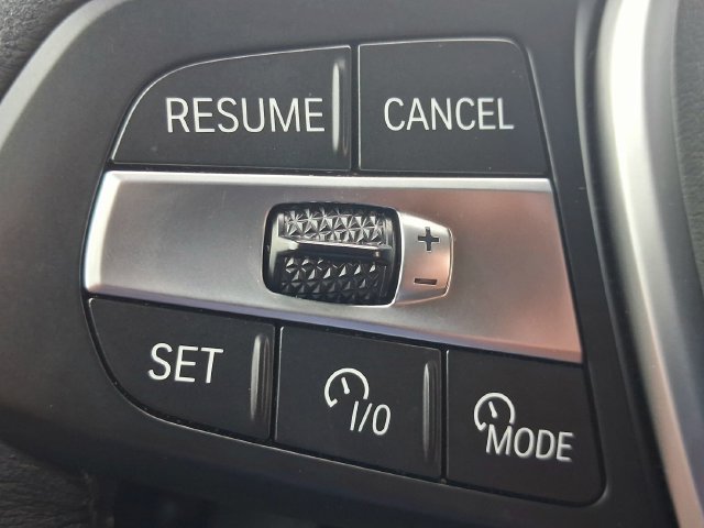 Used 2026 Black BMW xDrive40i image 16