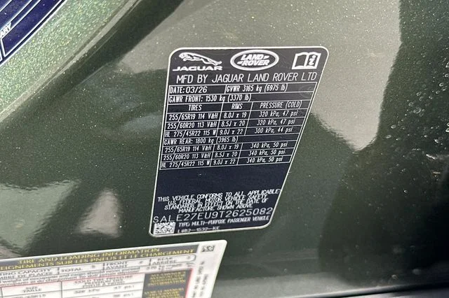 New 2026 Woolstone Green Land Rover X-Dynamic SE image 27