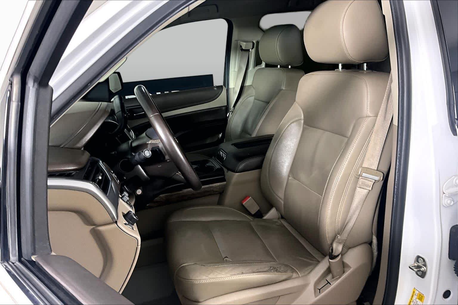 Used 2015 Summit White Chevrolet LT image 8