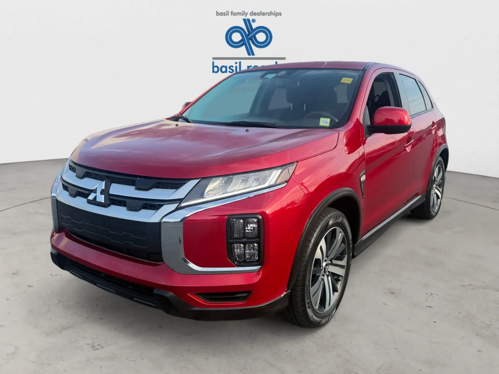 Used 2024 Red Diamond Mitsubishi ES image 2