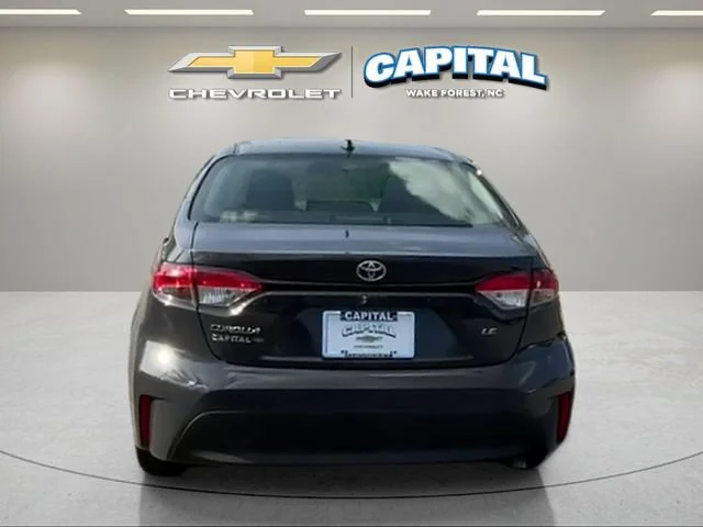 Used 2024  Toyota LE image 4