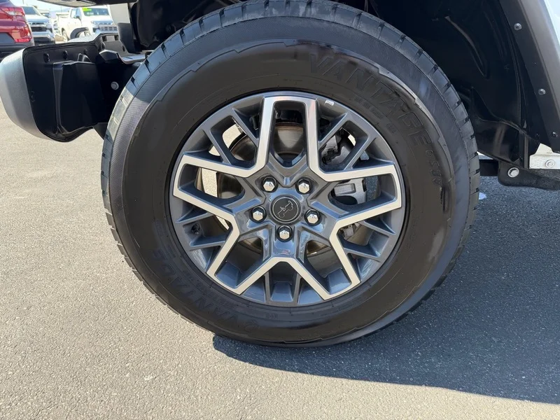 2025 Jeep Wrangler 4-Door Sahara - Photo 32