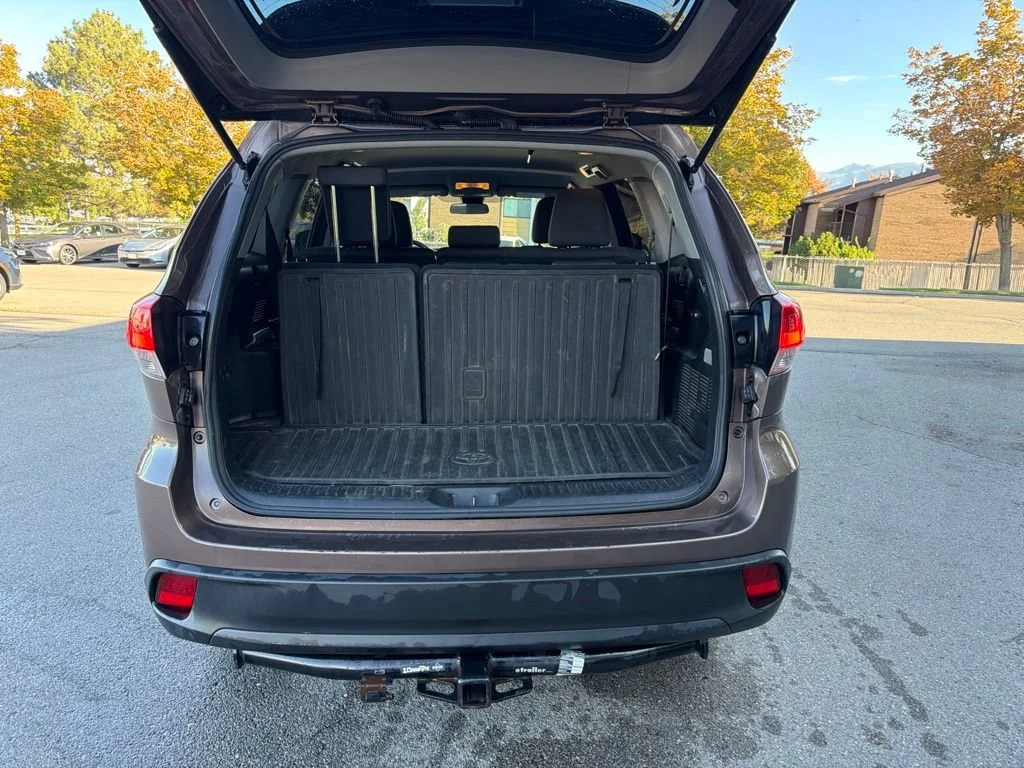 Used 2017 Walnut Toyota LE Plus image 14