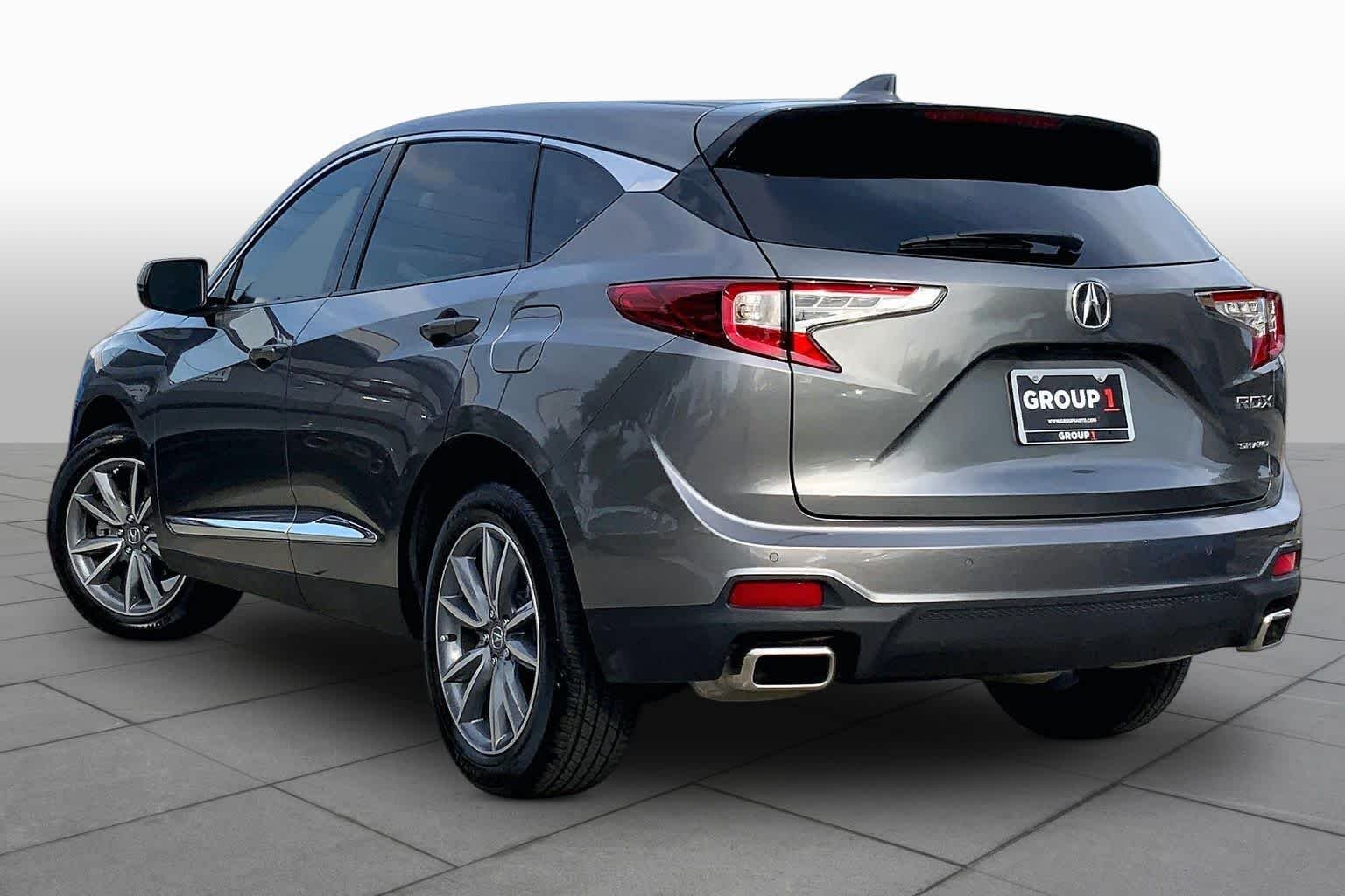 Used 2024 Liquid Carbon Metallic Acura w/Technology Package image 12