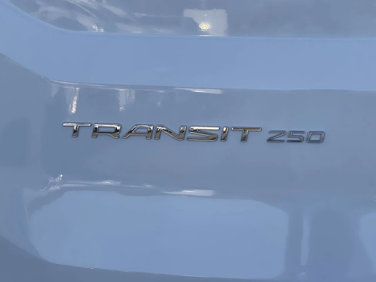 New 2024 Oxford White Ford  image 8
