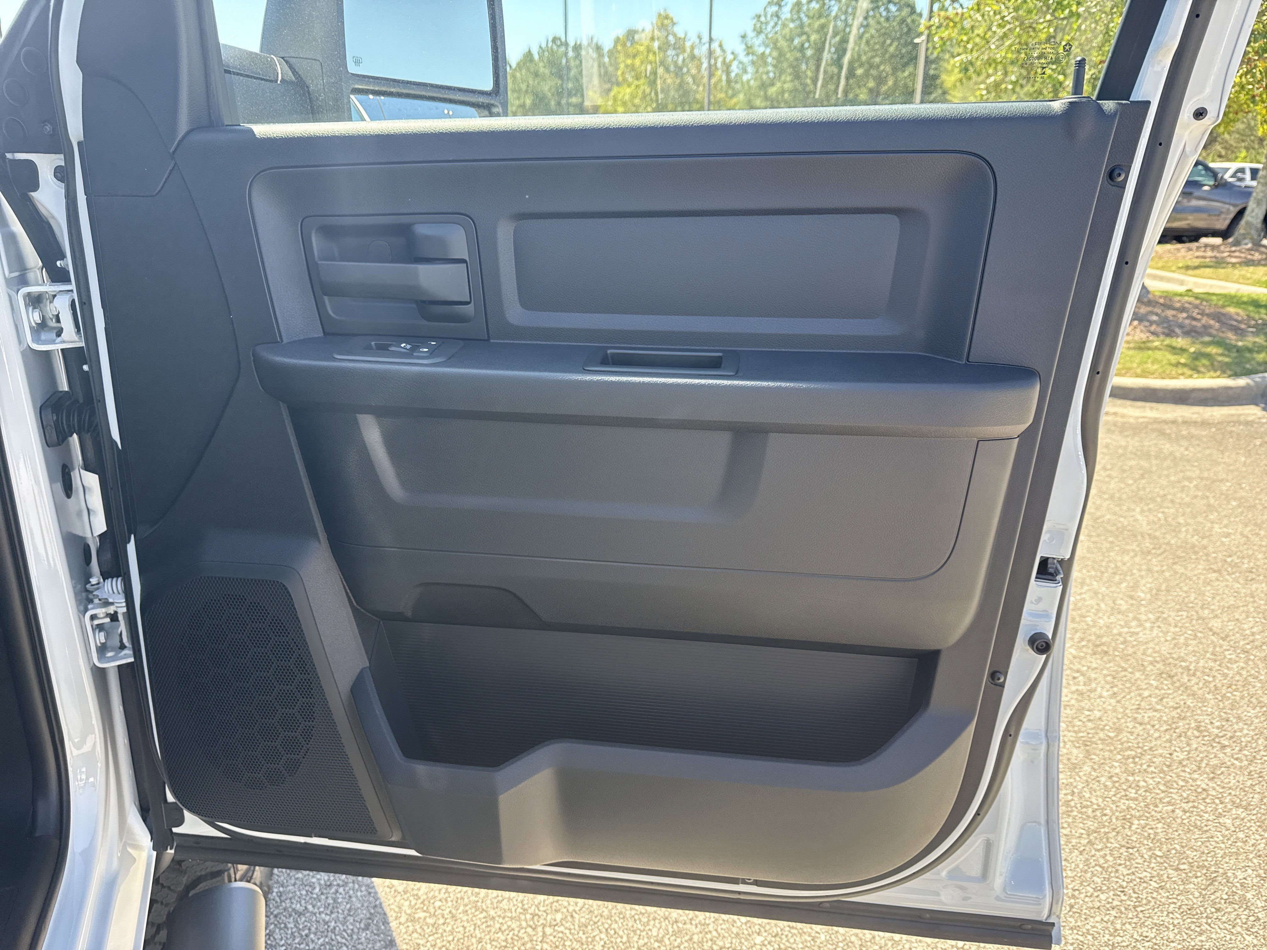 2026 RAM 2500 Tradesman - Photo 14