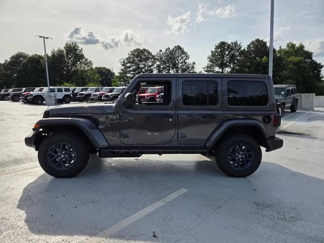 New 2026 Granite Crystal Metallic Clear-Coat Exterior Paint Jeep  image 4