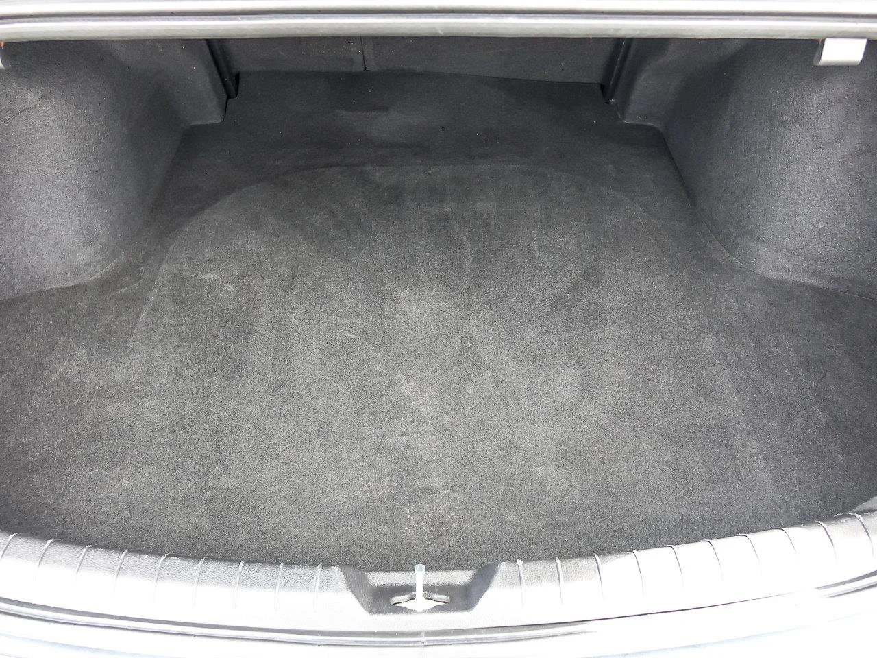 Used 2023 Gravity Gray Kia GT-Line image 29
